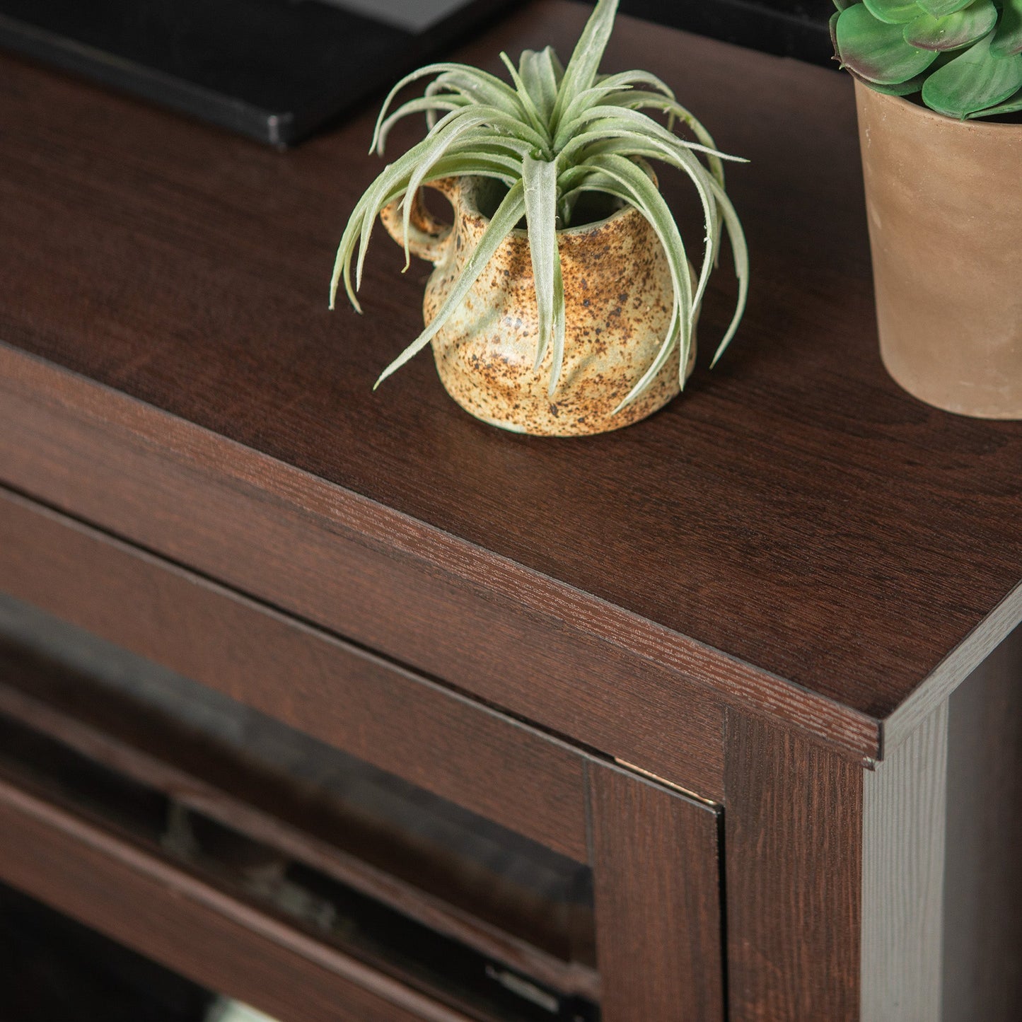 Farmhouse Cordoba 44" Transitional Modern Wood Corner TV Stand